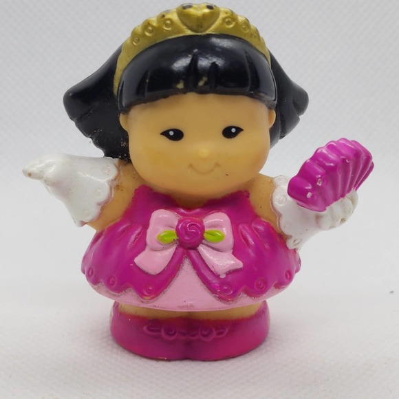 Fisher-Price Little People Lil Kingdom Princess Sonya Lee with Purple Fan - Picture 1 of 6